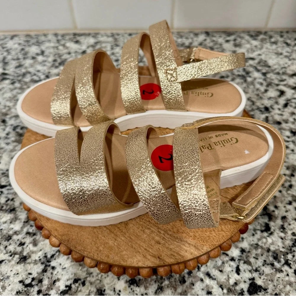 Giulia Palai elegant gold